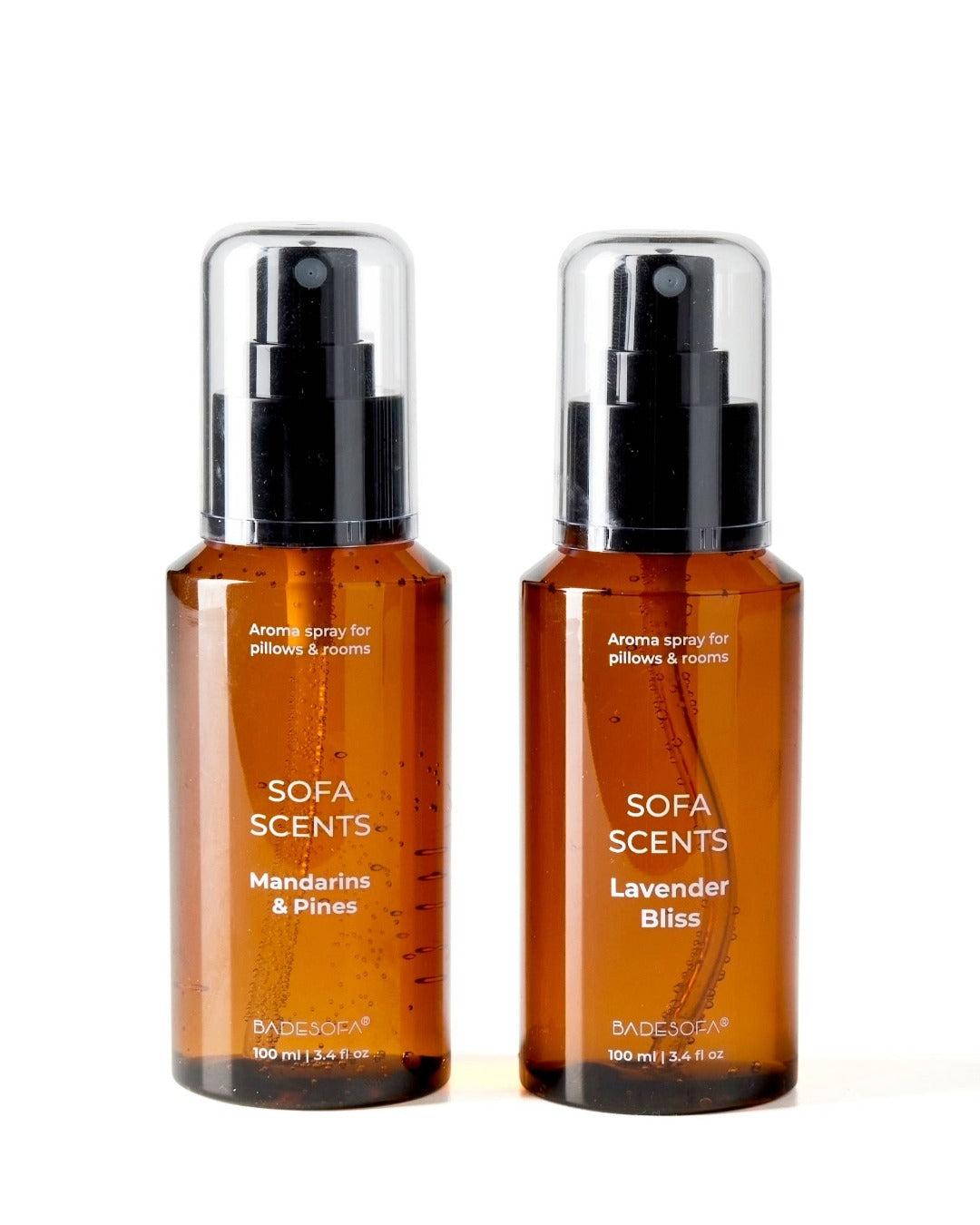 Zwei Flaschen Pillow Spray stehen nebeneinader.