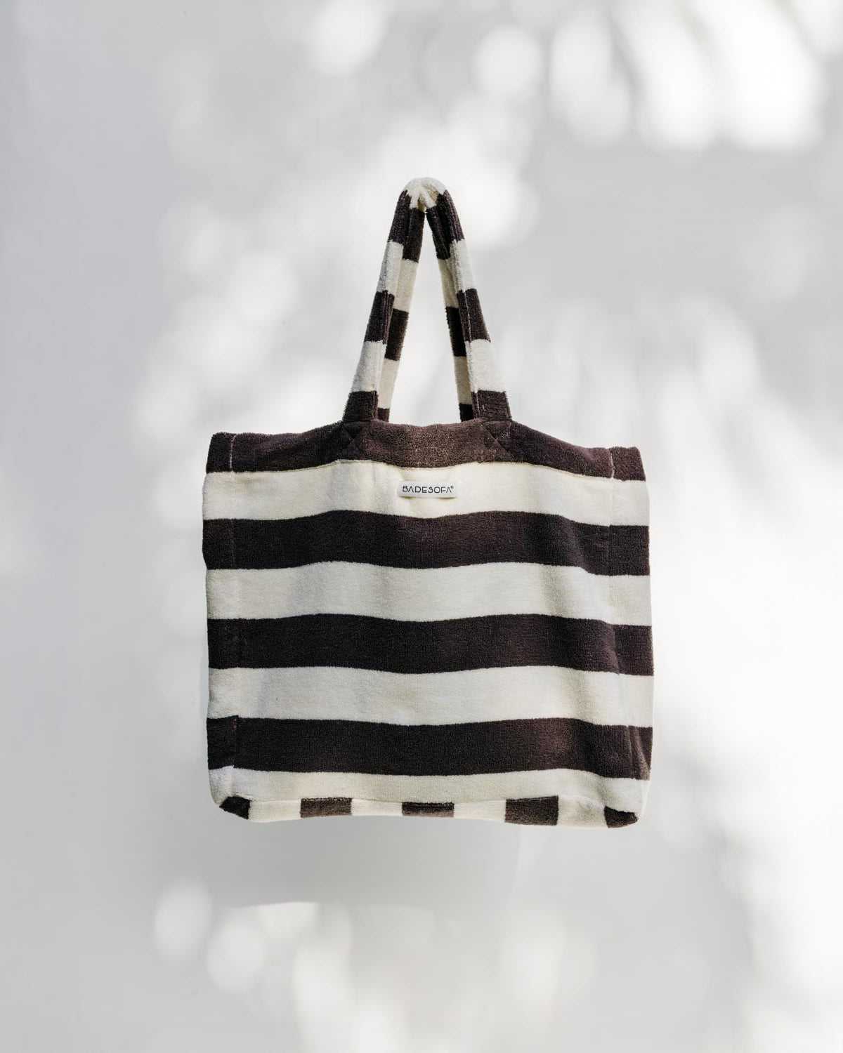 $alt_en::striped beach bag mocha and off and white|$alt_de::gestreifte Strandtasche Mocha und Creme Weiss|$alt_fr::triped beach bag mocha and off and white